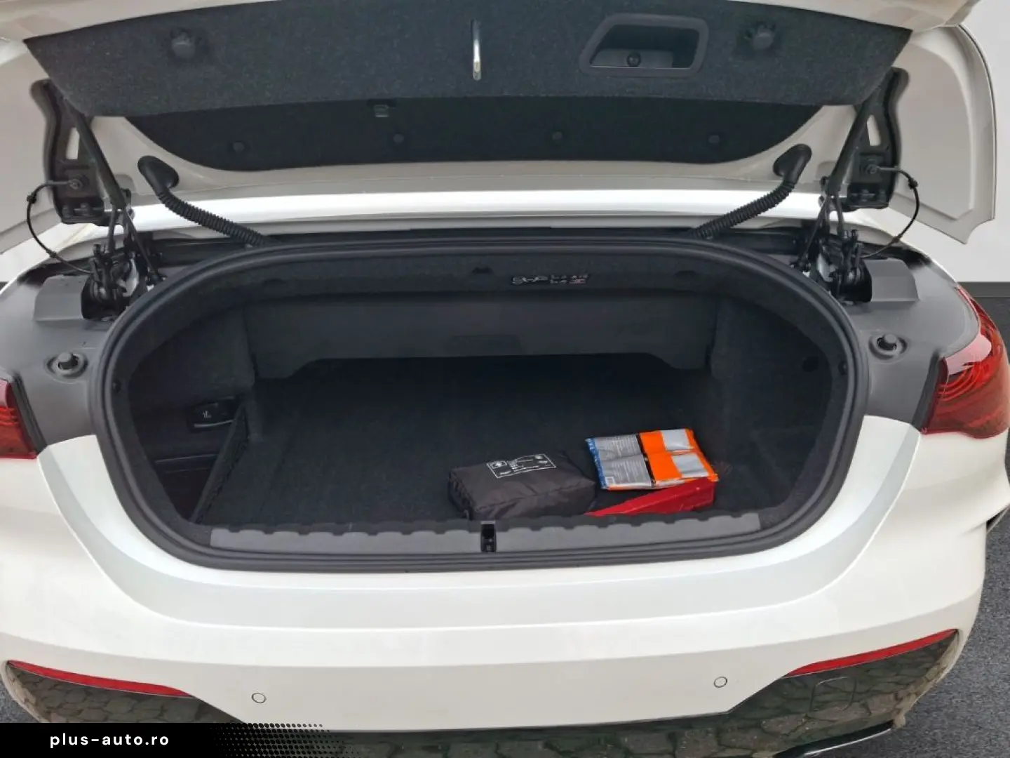 BMW M440i xDrive Cabrio Stop&Go Standheizung H&K