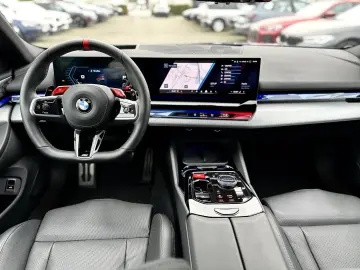 BMW M5 Touring M Drivers P. DAB LED RFK Komfortzg.