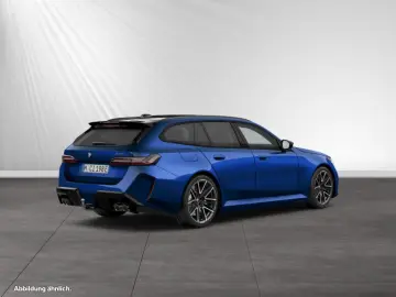 BMW M5 Touring AHK Panorama B&W Head-Up