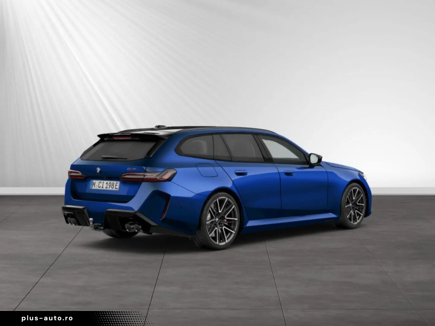 BMW M5 Touring AHK Panorama B&W Head-Up