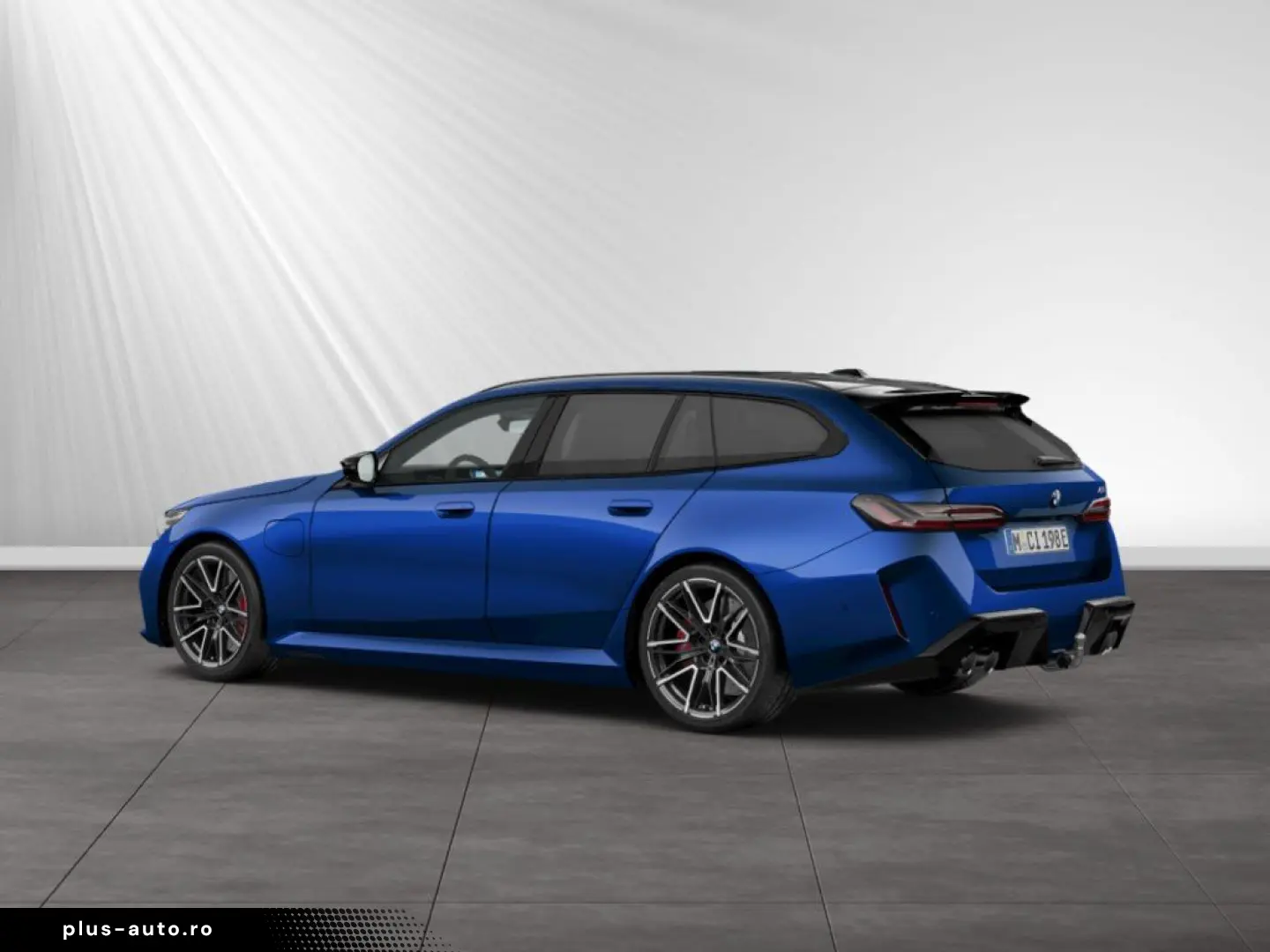 BMW M5 Touring AHK Panorama B&W Head-Up