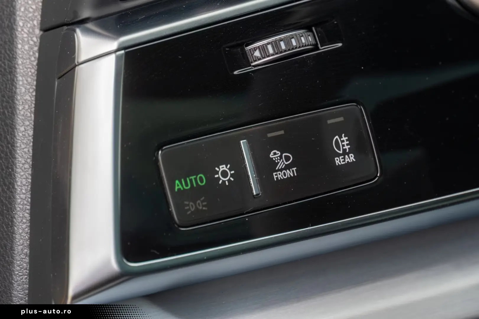 Audi Q8 50 TDI QUATTRO.SLINE.AHK.PANO.SOFT