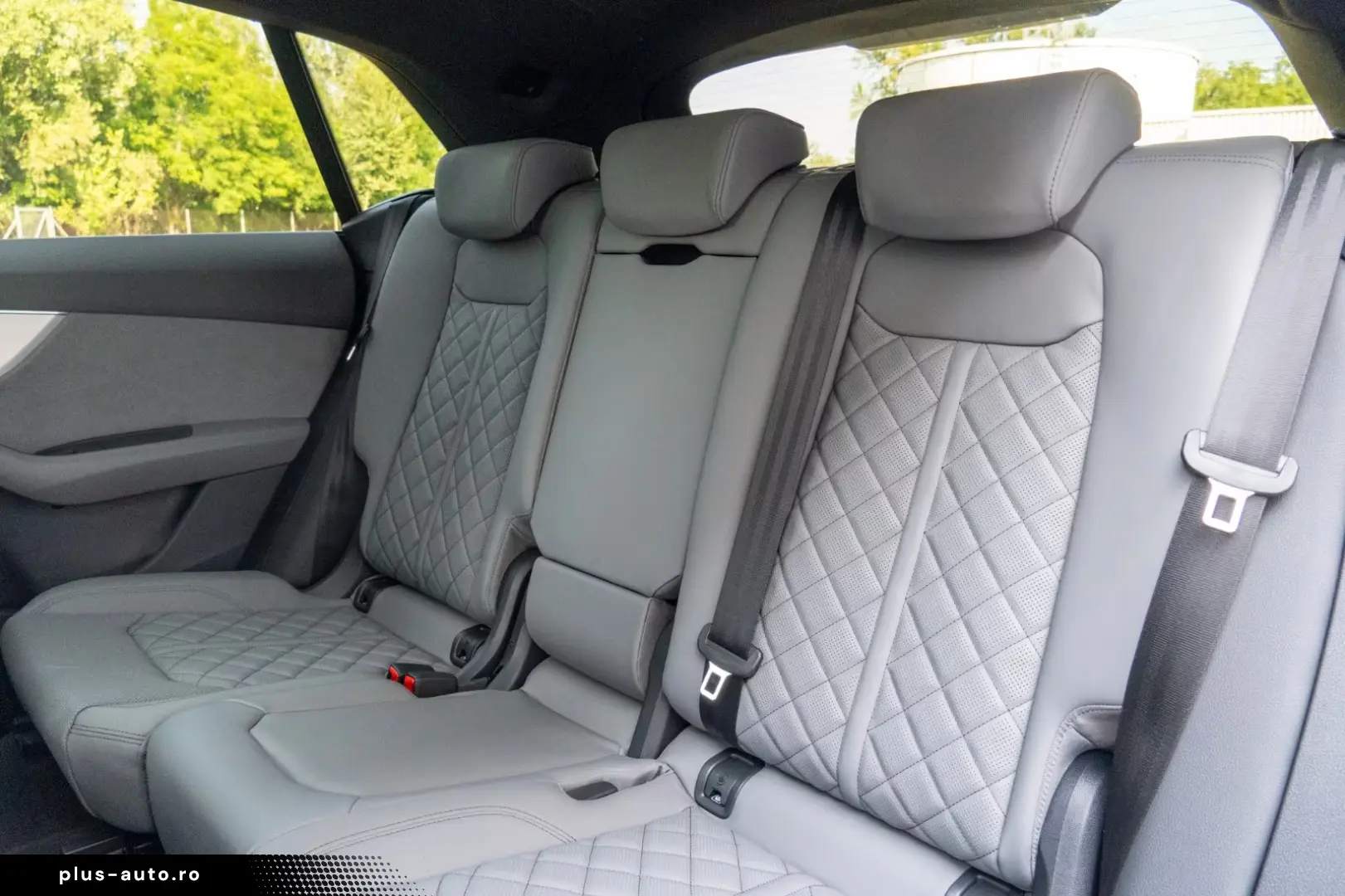 Audi Q8 50 TDI QUATTRO.SLINE.AHK.PANO.SOFT