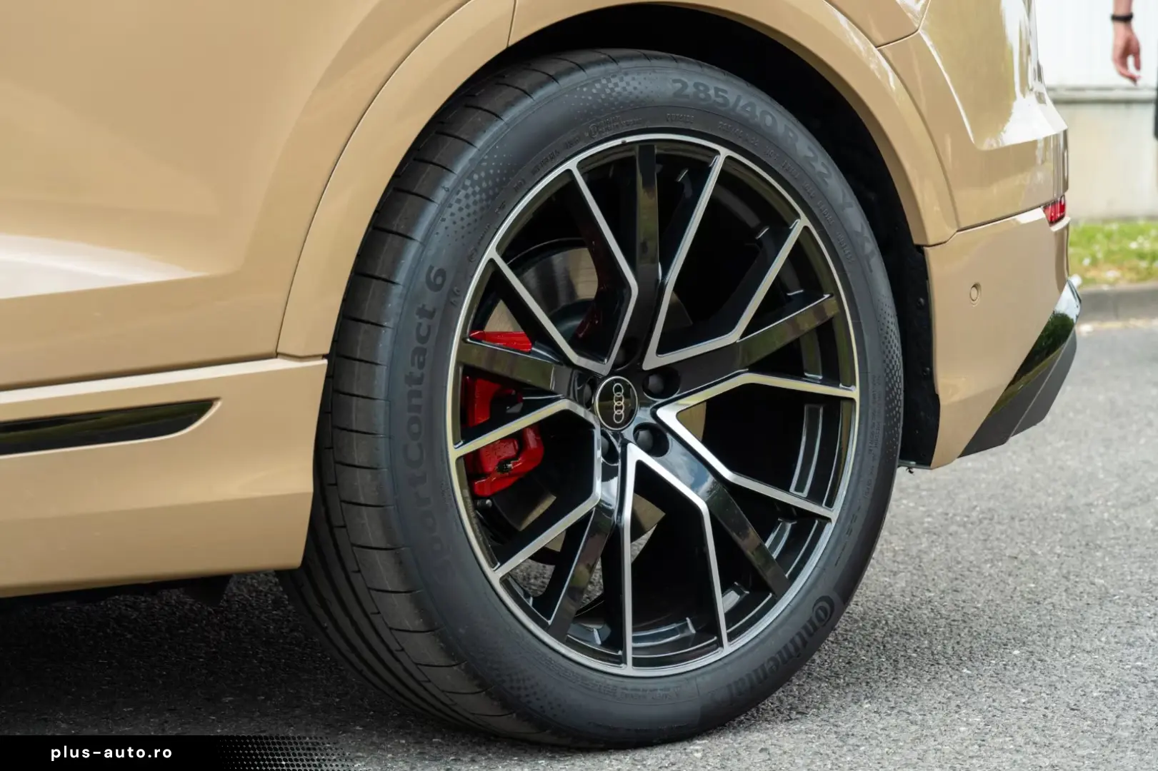 Audi Q8 50 TDI QUATTRO.SLINE.AHK.PANO.SOFT