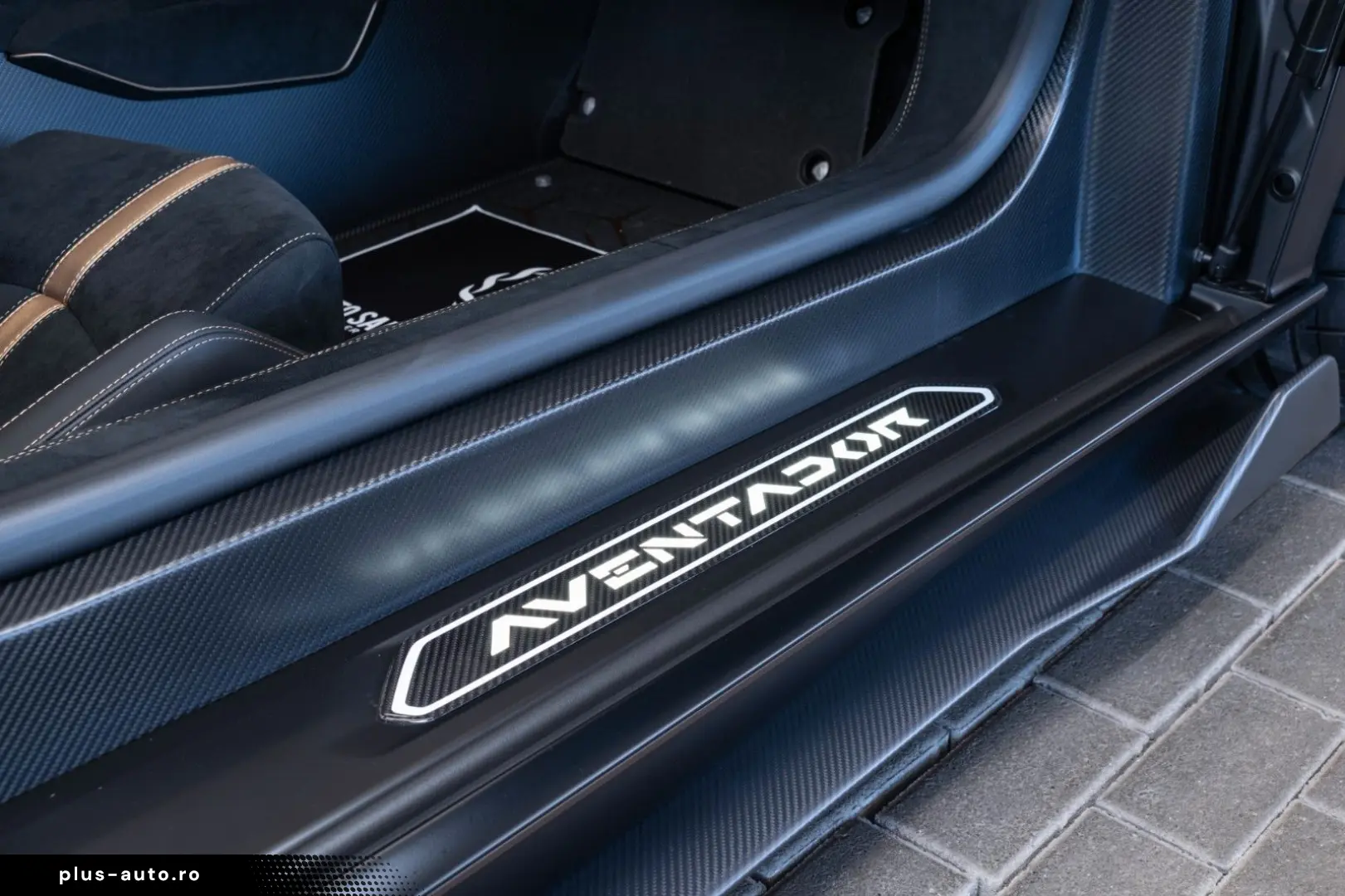 LAMBORGHINI Aventador SVJ Roadster  FULL CARBON 1.HAND MWST