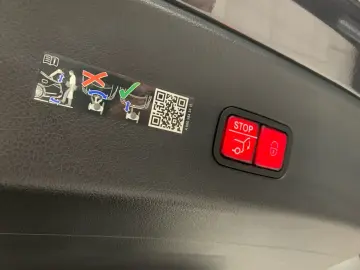 MERCEDES-BENZ GLC Coupe 300 de 4M AMG NIGHT AHK MEM HUD PANO