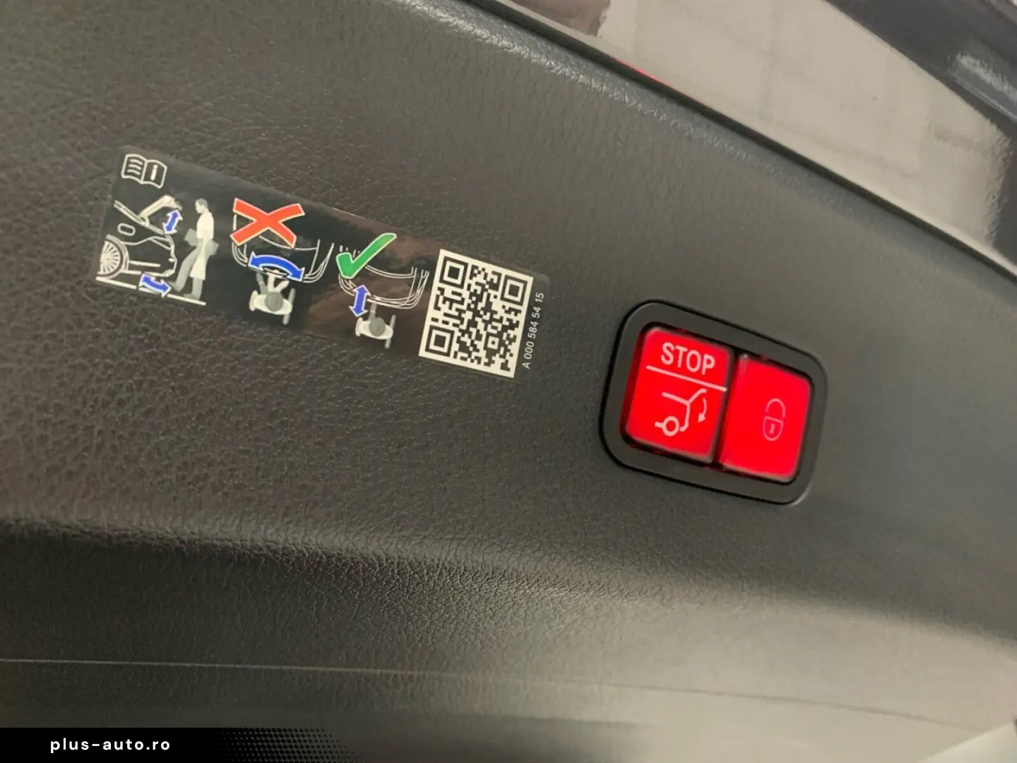 MERCEDES-BENZ GLC Coupe 300 de 4M AMG NIGHT AHK MEM HUD PANO