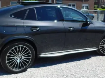 MERCEDES-BENZ GLC 300 d 4M AMG Line INT EXT PANO Night 360