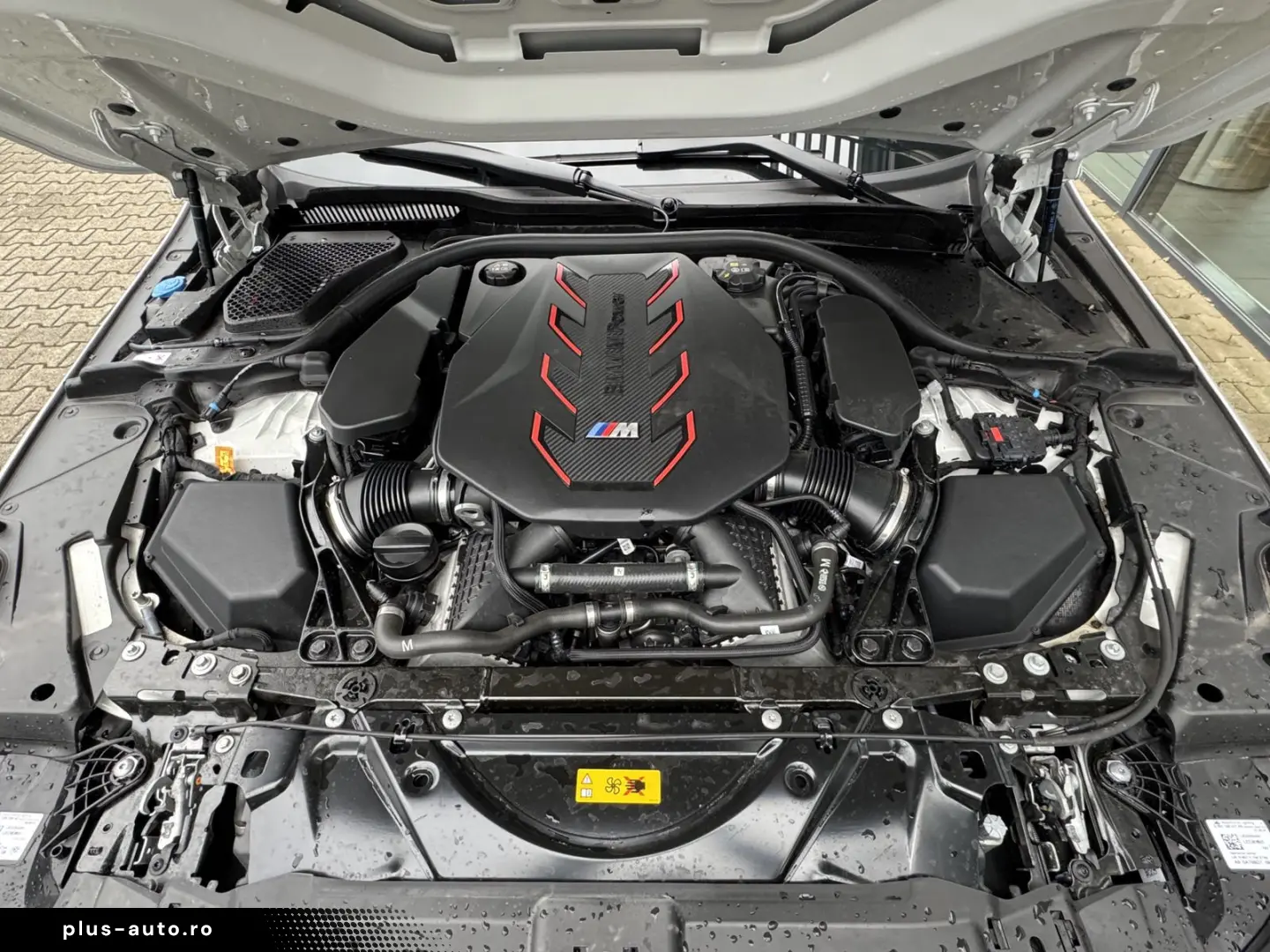 BMW M5 Limousine M-Drive-Pack B&W Carbon AHK 0 5% Ve