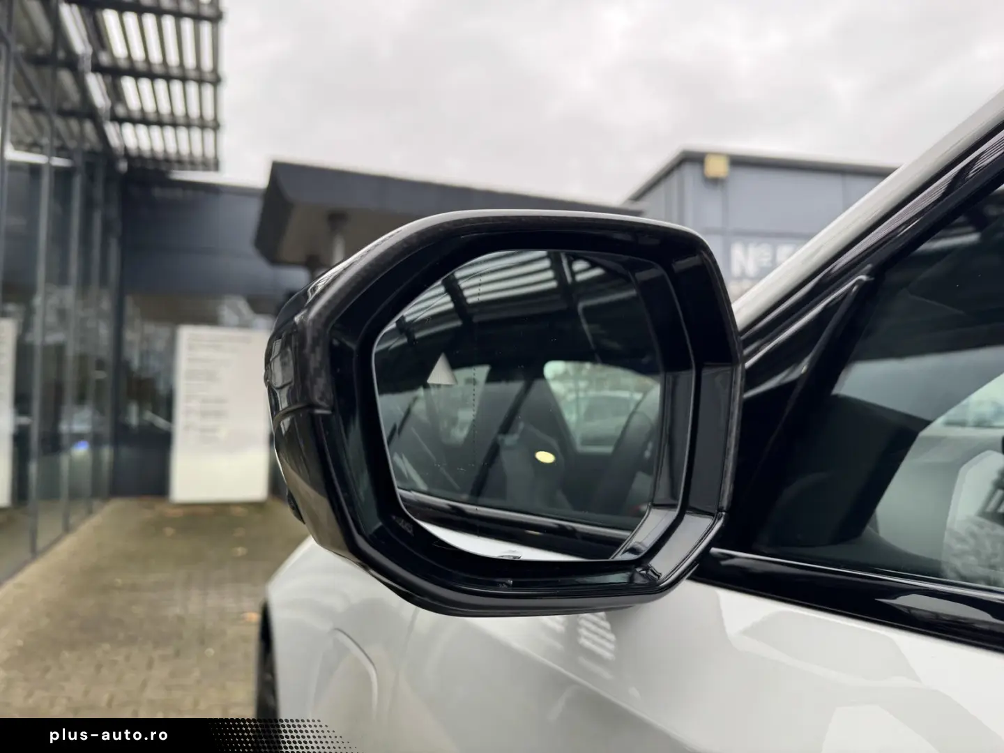 BMW M5 Limousine M-Drive-Pack B&W Carbon AHK 0 5% Ve