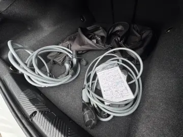 BMW M5 Limousine M-Drive-Pack B&W Carbon AHK 0 5% Ve