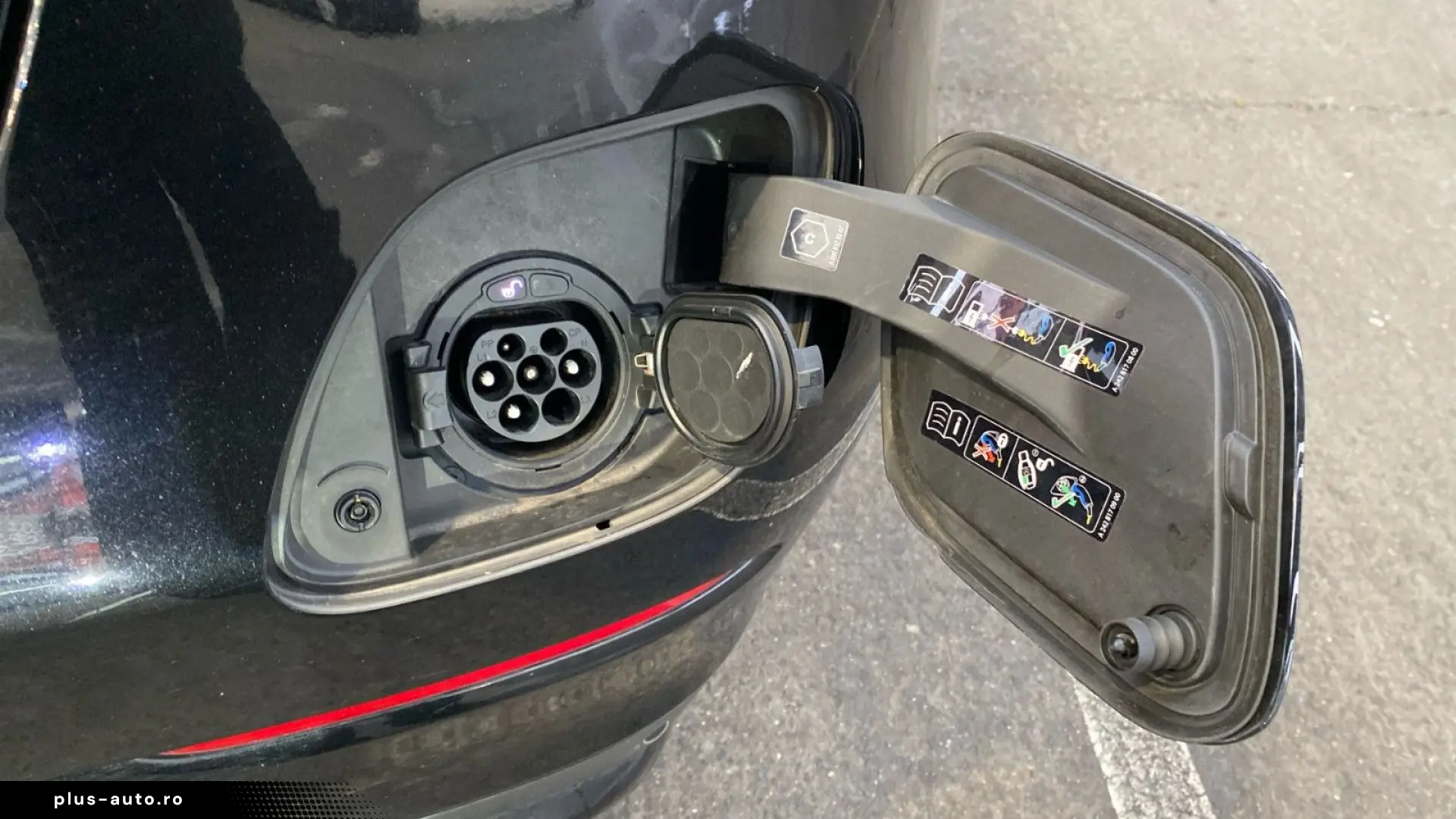 MERCEDES-BENZ GLC 300 e 2x AMG Coupe