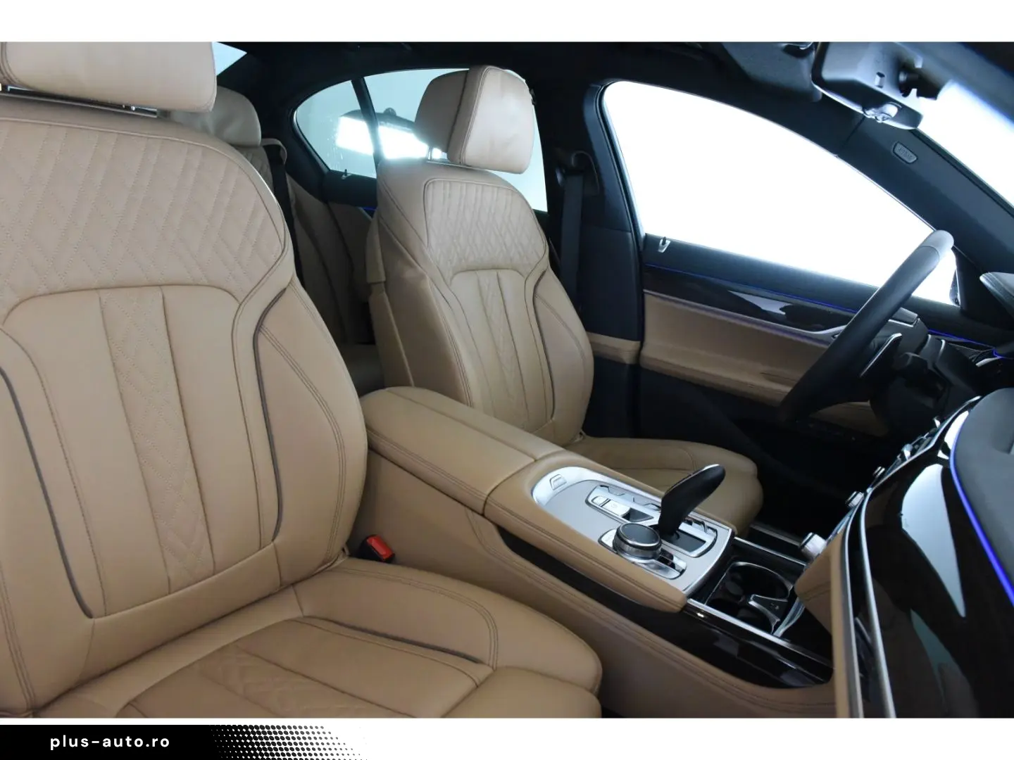 BMW 745 e Massagefunktion Glasdach Soft Close Gestik