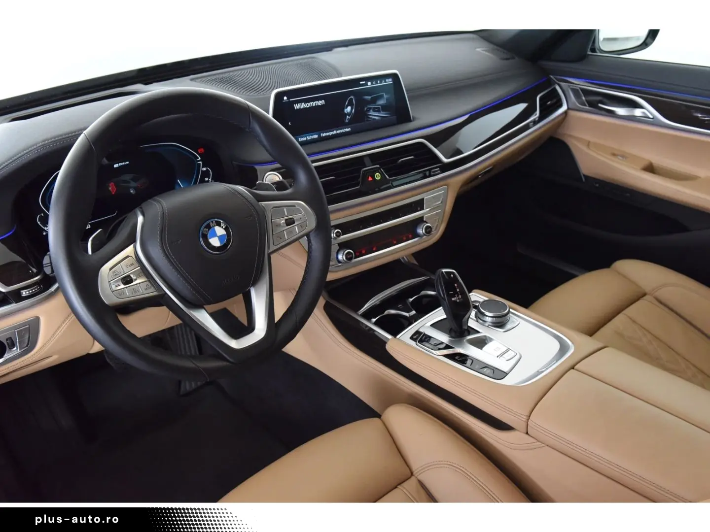 BMW 745 e Massagefunktion Glasdach Soft Close Gestik
