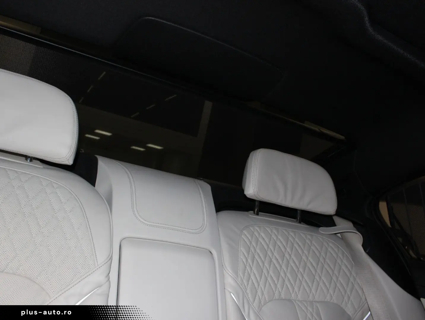 BMW 750 L i xDrive M Sport Executive Skylounge VOLL