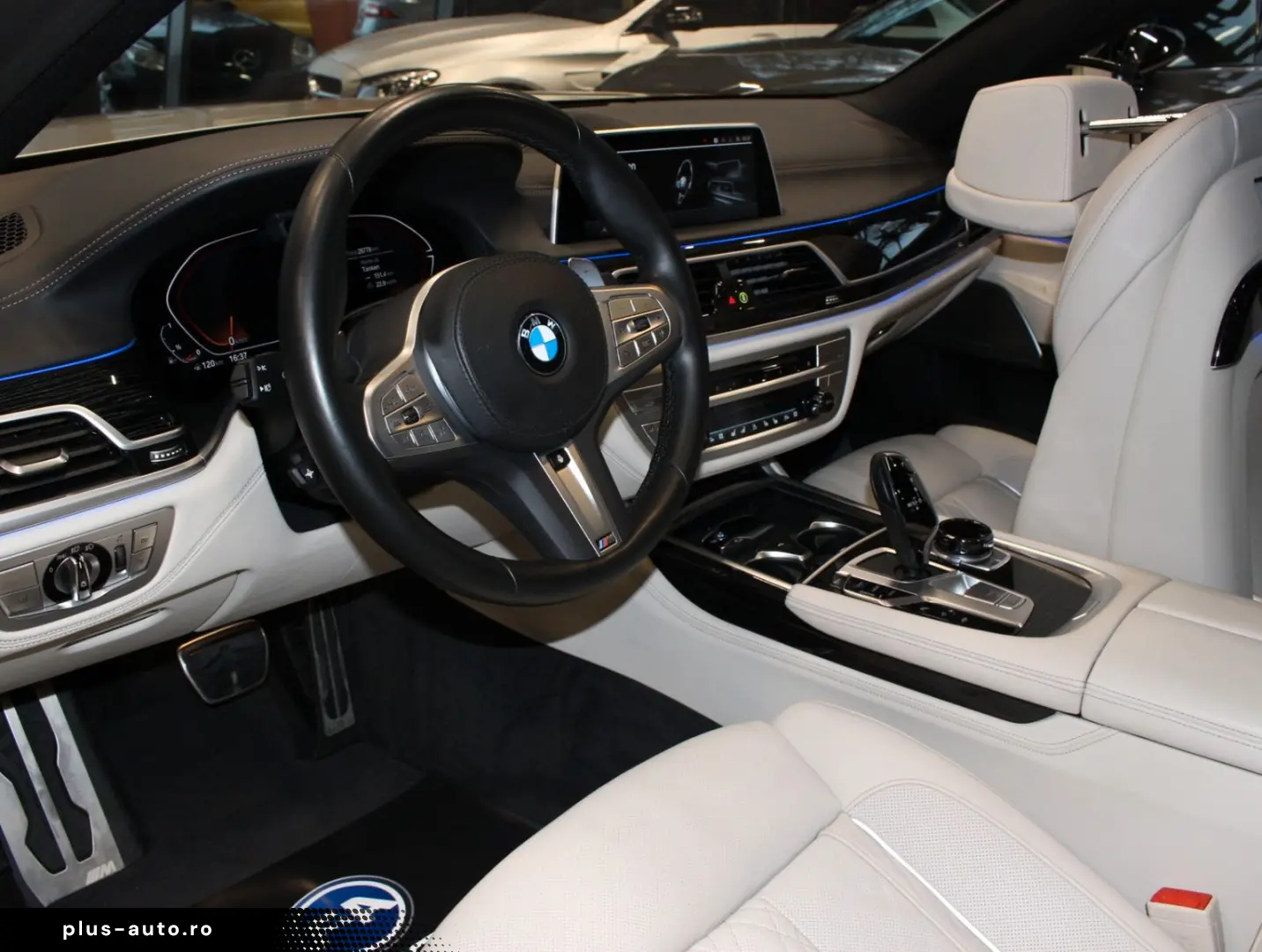 BMW 750 L i xDrive M Sport Executive Skylounge VOLL