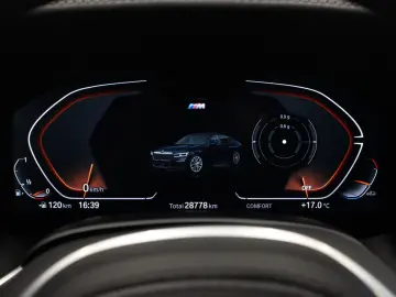 BMW 750 L i xDrive M Sport Executive Skylounge VOLL