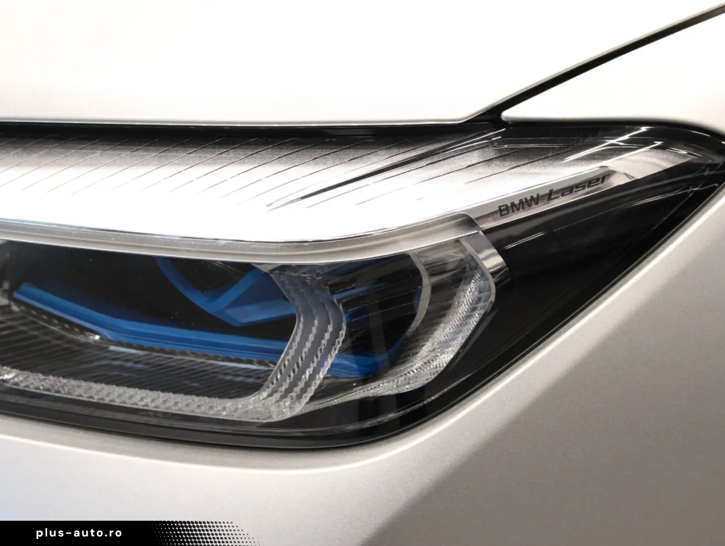 BMW 750 L i xDrive M Sport Executive Skylounge VOLL