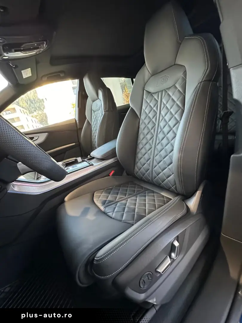 Audi Q8 50TDI Facelift MY26 blau-sw SLine Mtx Pan 23