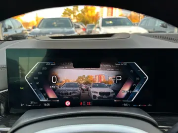 BMW X5 xDr40d M Sport Pro PANO M-Sitze Iconic Sitzkl