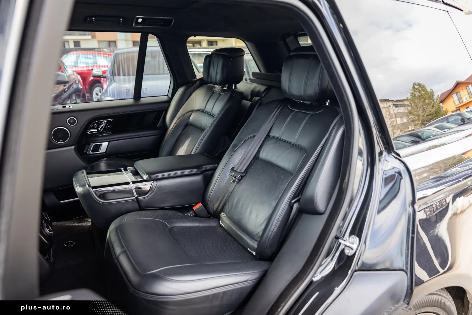 Land Rover Range Rover P400E Autobiography