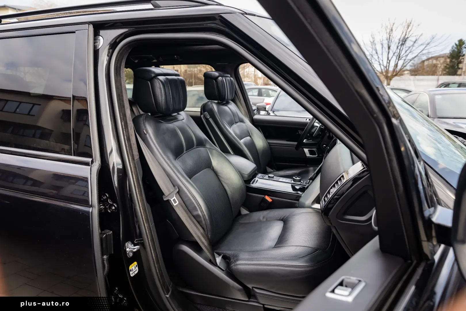 Land Rover Range Rover P400E Autobiography