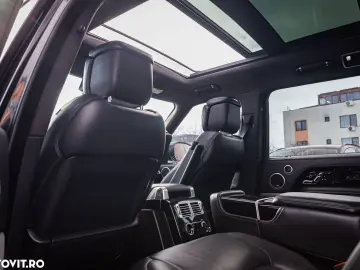 Land Rover Range Rover P400E Autobiography