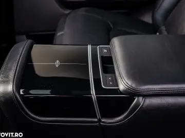 Land Rover Range Rover P400E Autobiography