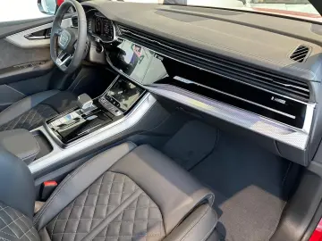 Audi Q8 50TDI Facelift MY26 rot-sw SLine Mtx Pan 23