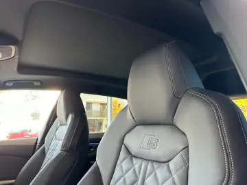 Audi Q8 50TDI Facelift MY26 rot-sw SLine Mtx Pan 23