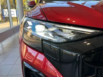 Audi Q8 50TDI Facelift MY26 rot-sw SLine Mtx Pan 23