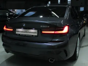 BMW 330e xDrive M Sport HUD Leder H&K Sport Boost