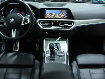 BMW 330e xDrive M Sport HUD Leder H&K Sport Boost