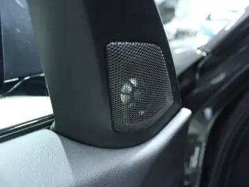 BMW 330e xDrive M Sport HUD Leder H&K Sport Boost