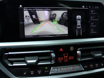 BMW 330e xDrive M Sport HUD Leder H&K Sport Boost