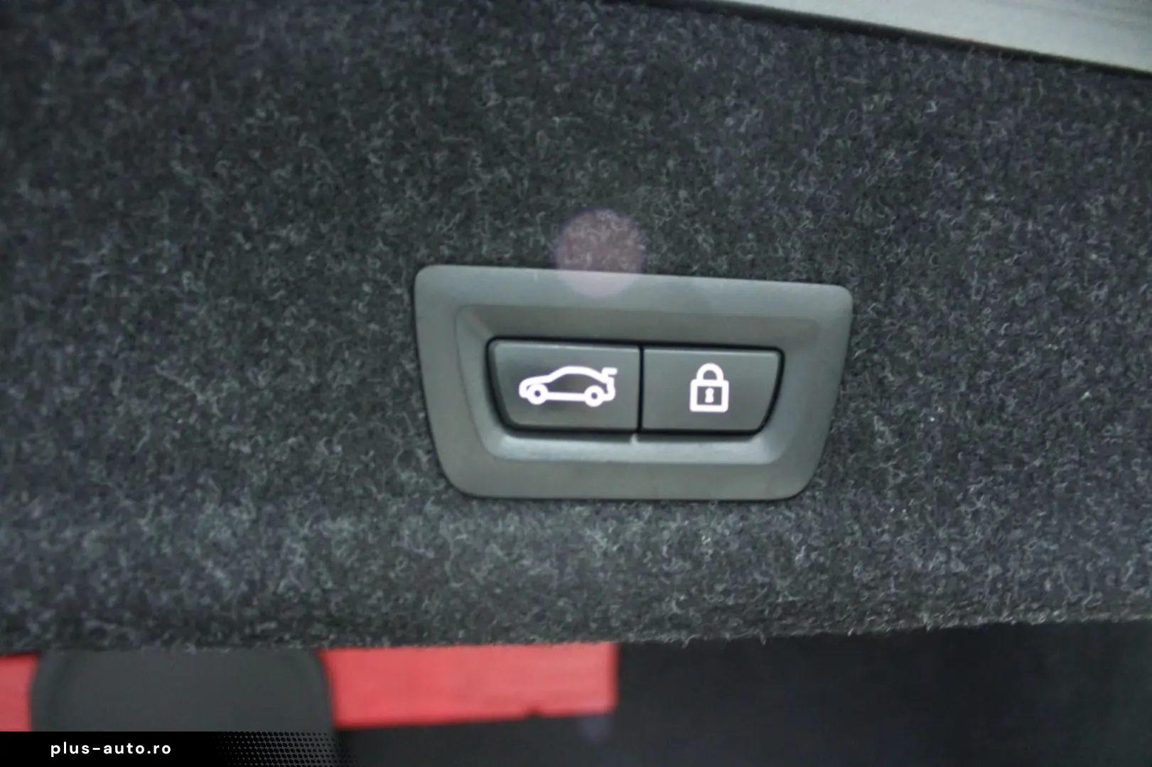 BMW 330e xDrive M Sport HUD Leder H&K Sport Boost