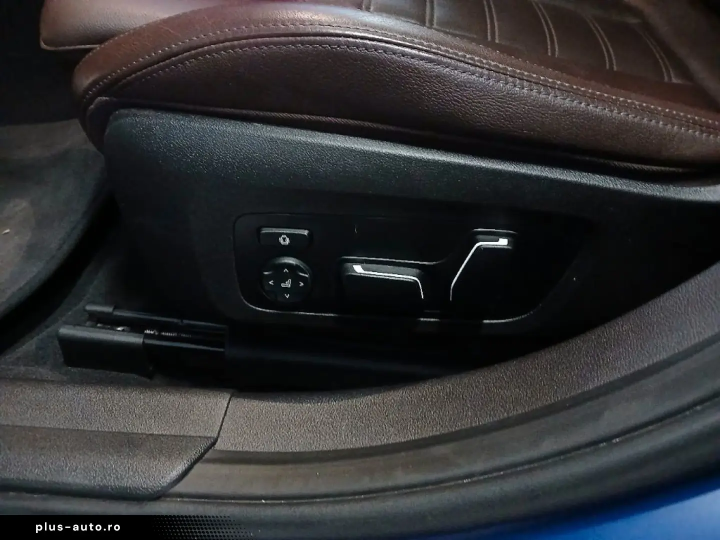 BMW Lim. 320 d xDrive M Sport Panorama FROZEN PORTIM