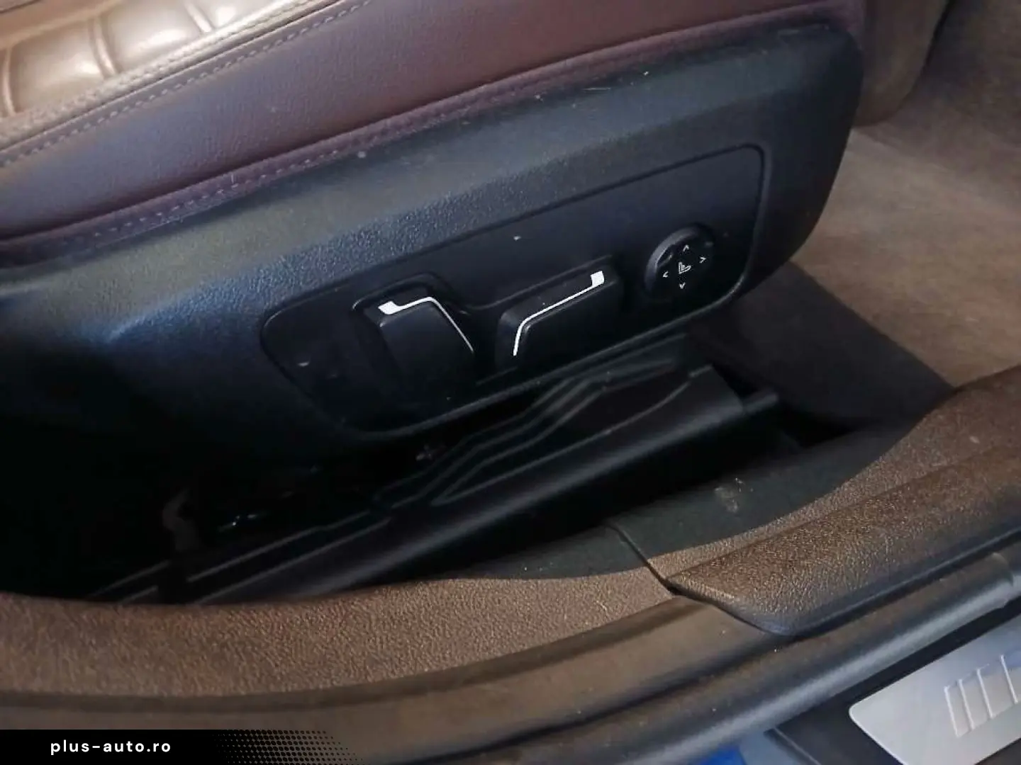 BMW Lim. 320 d xDrive M Sport Panorama FROZEN PORTIM