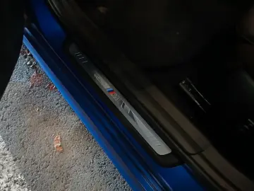 BMW Lim. 320 d xDrive M Sport Panorama FROZEN PORTIM