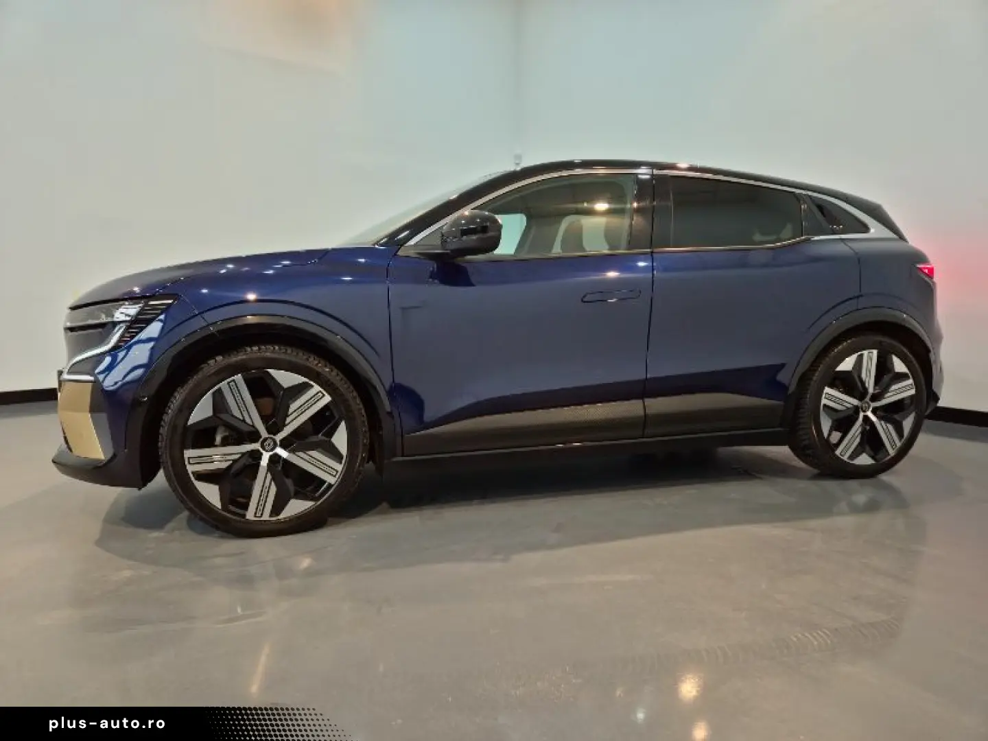 RENAULT MEGANE E-TECH EV60 220cp iconic optimum charge