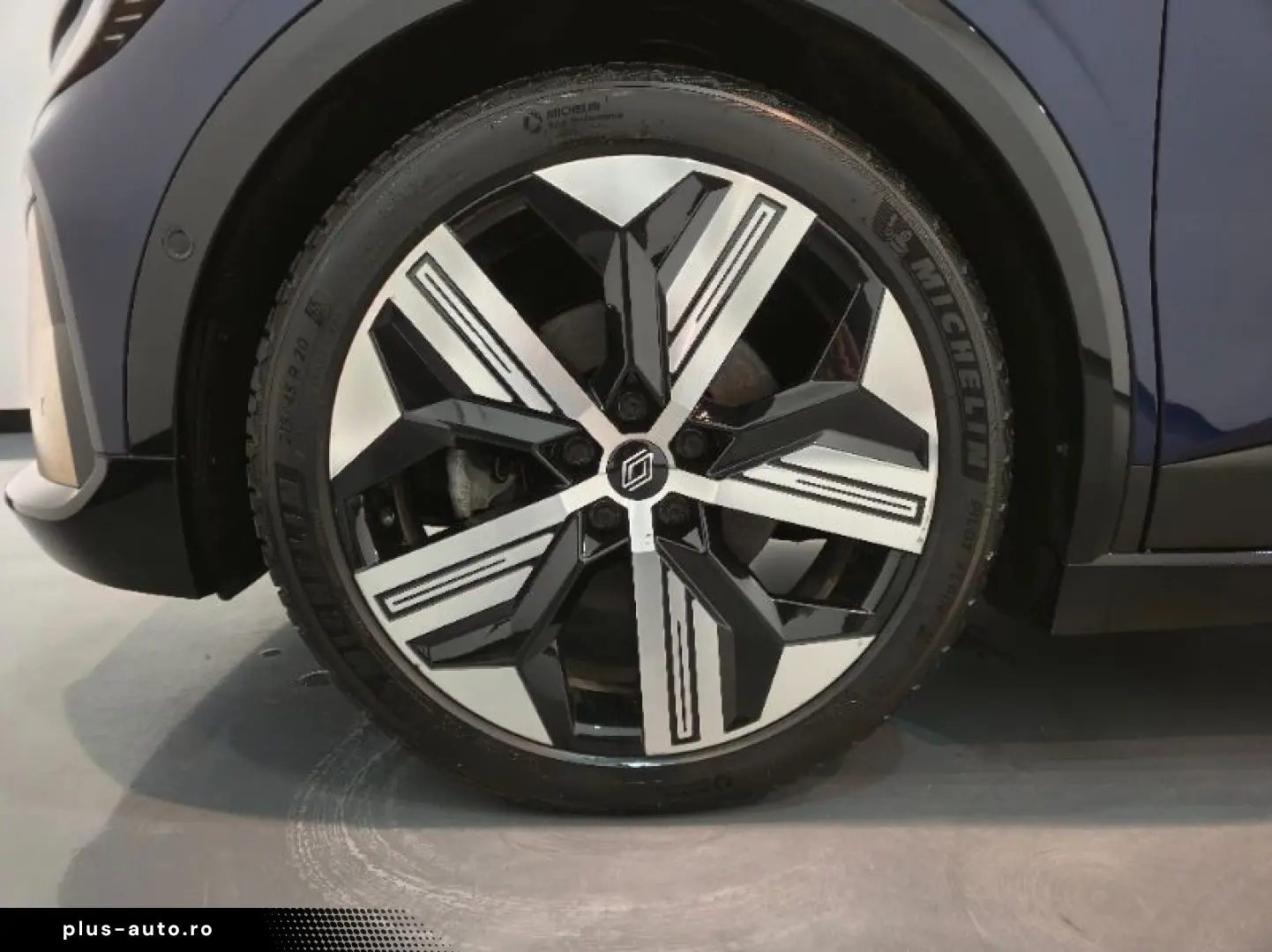 RENAULT MEGANE E-TECH EV60 220cp iconic optimum charge