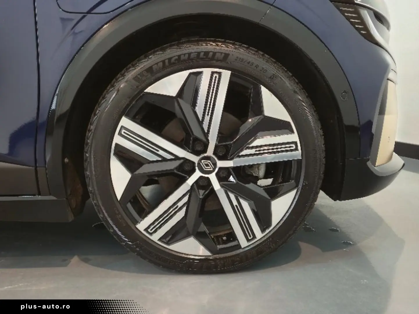 RENAULT MEGANE E-TECH EV60 220cp iconic optimum charge