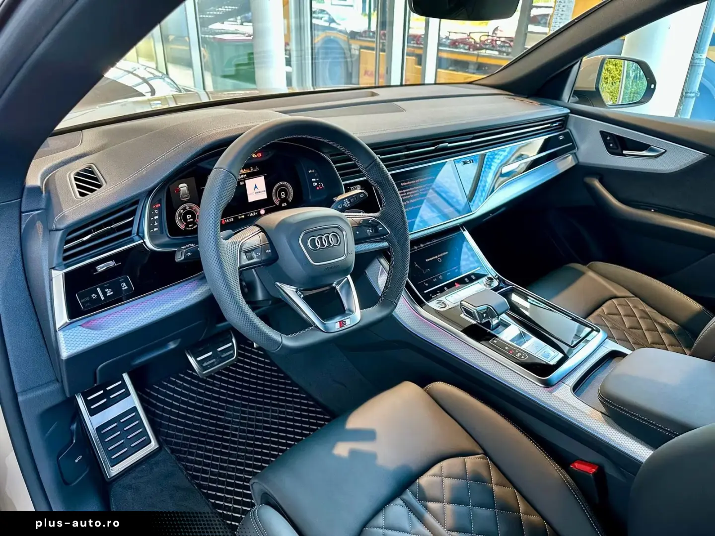 Audi Q8 50TDI Facelift MY26 gold-sw SLine Mtx Pan 23