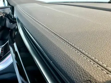 Audi Q8 50TDI Facelift MY26 gold-sw SLine Mtx Pan 23