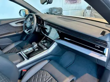 Audi Q8 50TDI Facelift MY26 gold-sw SLine Mtx Pan 23