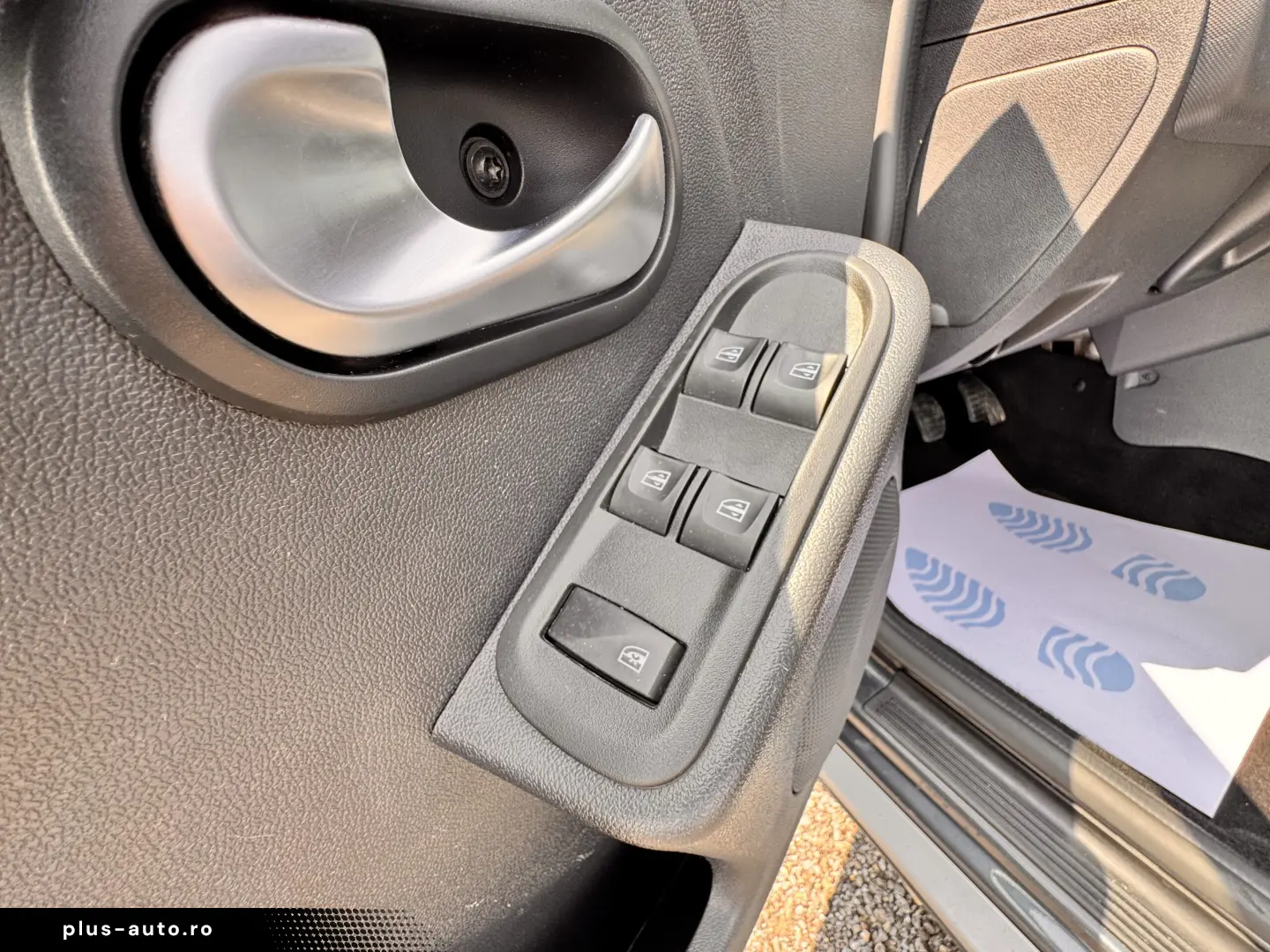 DACIA DUSTER    1.2 TCe    NAVIGATIE