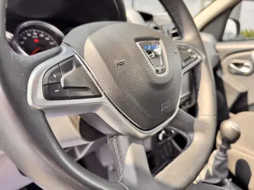 DACIA DUSTER    1.2 TCe    NAVIGATIE