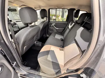 DACIA DUSTER    1.2 TCe    NAVIGATIE