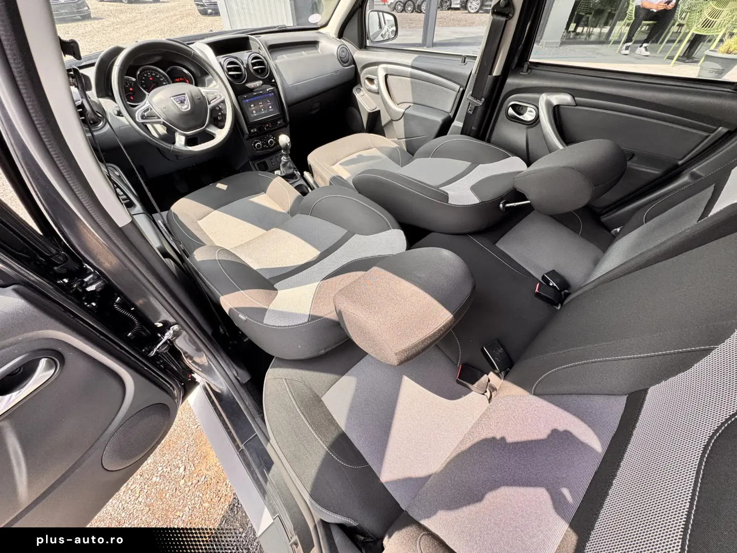 DACIA DUSTER    1.2 TCe    NAVIGATIE