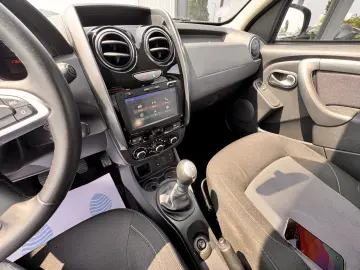 DACIA DUSTER    1.2 TCe    NAVIGATIE